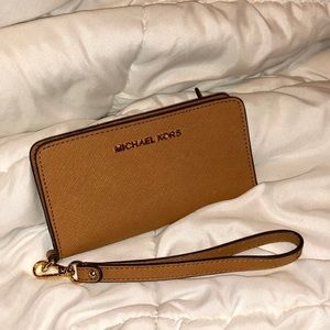 SOLD Michael Kors iPhone wallet/clutch/wristlet